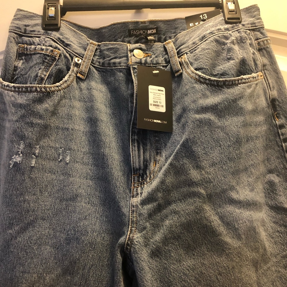 Brand new high waisted mom jeans from Fashionnova